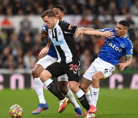 圣吉联欧冠两连败，主场不败金身，客场疲软，需背水一战；马赛客场失利，需突破颓势保级。