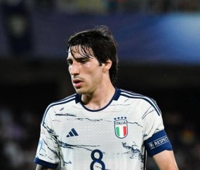 零容错赛制下的意大利：躲避劲敌，核心受追捧，意甲全军覆没引发深思