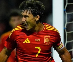 西甲12场仅首发1次！皇马“太子”表现平庸却成五大豪强争抢焦点