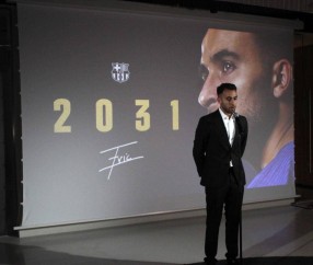 曝巴萨相中曼联弃将！15轮狂轰11球领跑法甲射手榜，格林伍德能否重返巅峰？